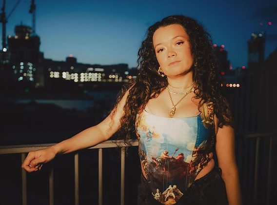 Listen Music Clementine Douglas – Riddles