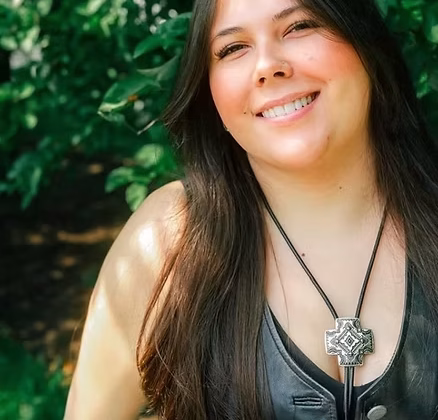 Singer Gigi Perez Age, Family, Bio, Life and Career