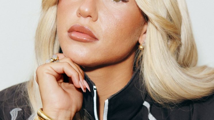 Singer Skye Newman Life and Career: Full Bio, Age, Family Details & Musical Journey